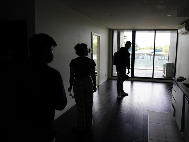 MELBOURNE, AUSTRALIA – NewsWire Photos 25 MARCH 2023:, housing, rent, rental crisis. People are seen attending a rental viewing in Ascot Vale., Picture: NCA NewsWire / Luis Ascui