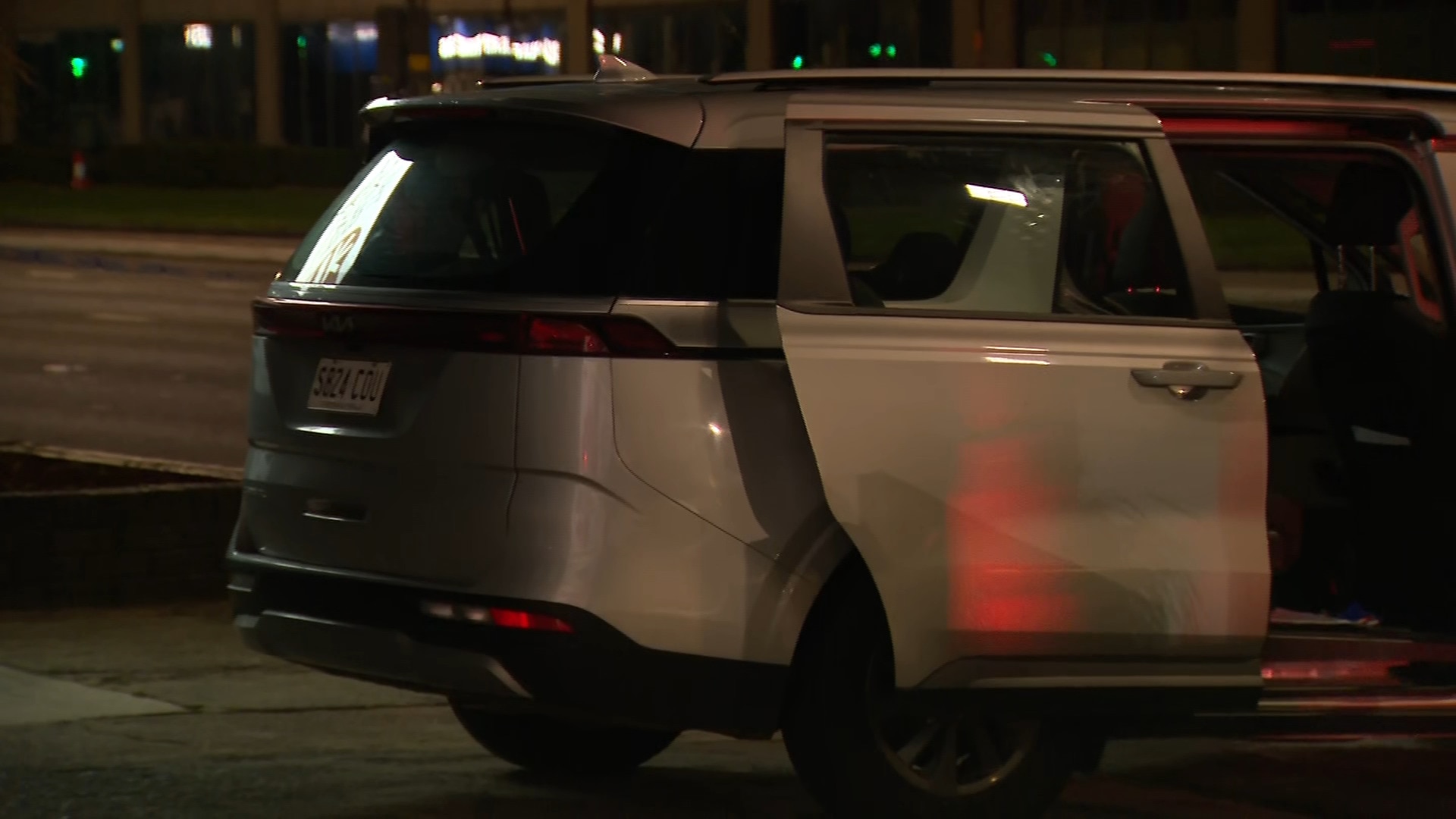 Today's News Headlines: Search in Sydney for escaped detainee