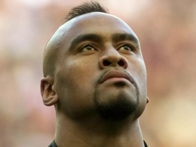 31/10/1999. Jonah Lomu during the playing of anthems prior to start of the Rugby World Cup semi-final between France and New Zealand at Twickenham in London.