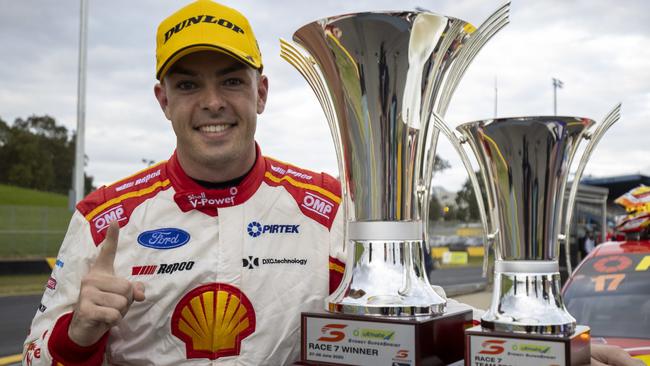 It was tight but Scott McLaughlin took the chequered flag.