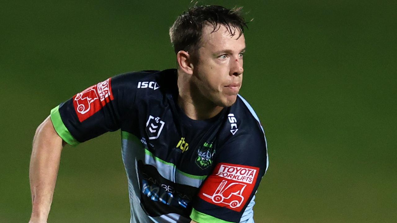 SYDNEY, AUSTRALIA - JULY 08: Sam Williams of the Raiders offloads the ball during the round 17 NRL match between the Manly Sea Eagles and the Canberra Raiders at 4 Pines Park on July 08, 2021, in Sydney, Australia. (Photo by Cameron Spencer/Getty Images)