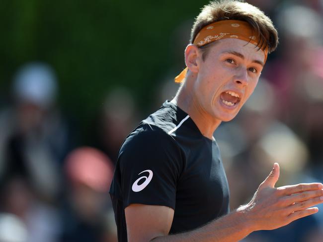 Australia's Alex De Minaur went out in straight sets to Britain’s Kyle Edmund.