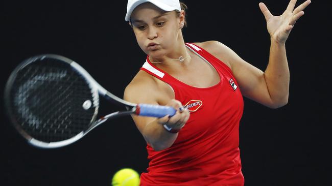 Barty recovered from a set down to advance to the third round.