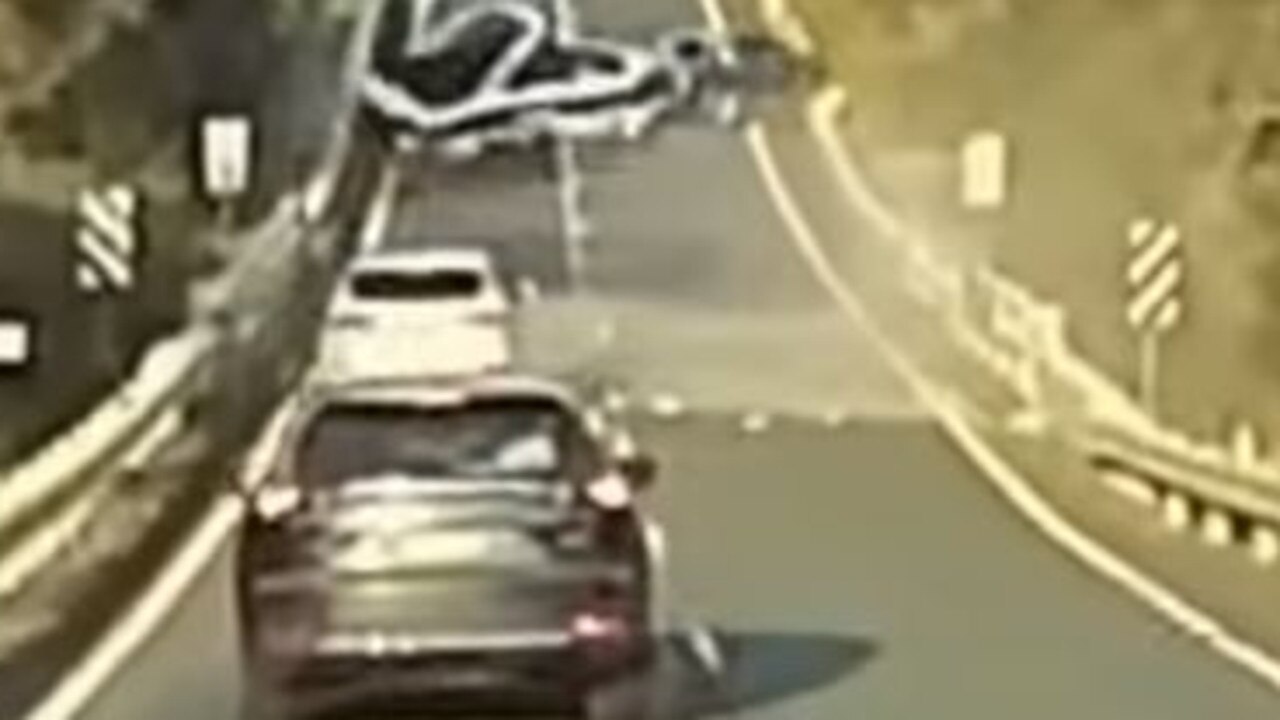 ‘Stupid’ driver slammed after attempt to overtake cars ends in brutal ...