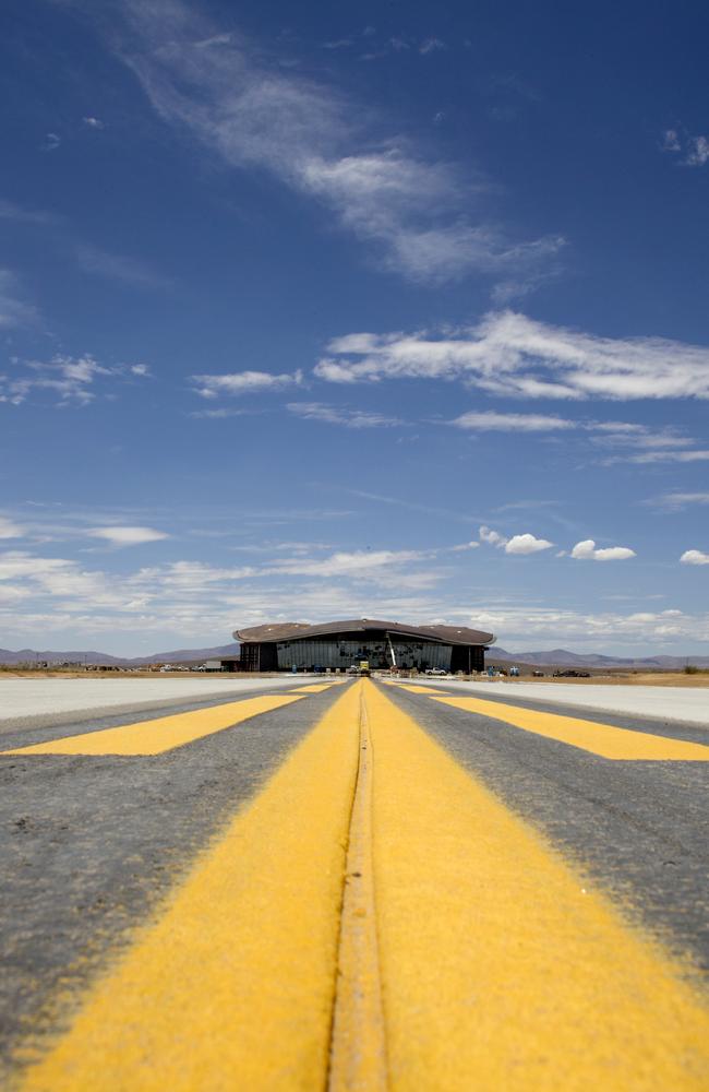 The spaceway is 3600 metres long.