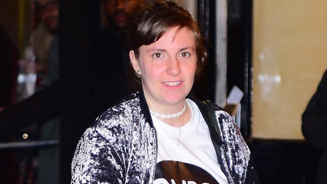 Lena Dunham has apologised for claiming she wishes she’d had an abortion.