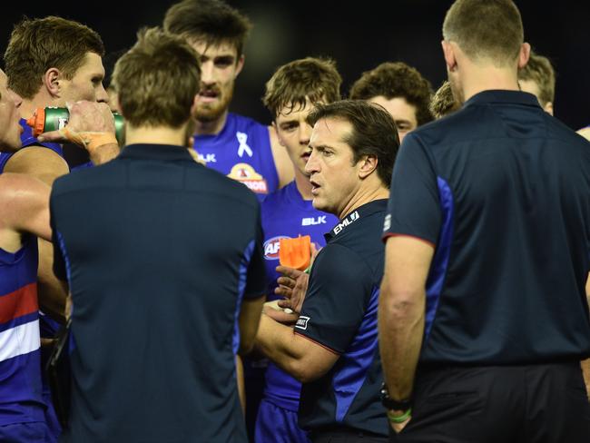 Luke Beveridge tries to rally his troops. Picture: AAP Image/Julian Smith