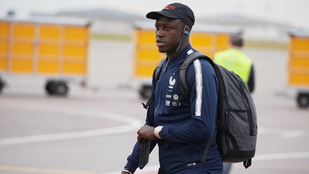 Benjamin Mendy arrives in Russia with the French national team.