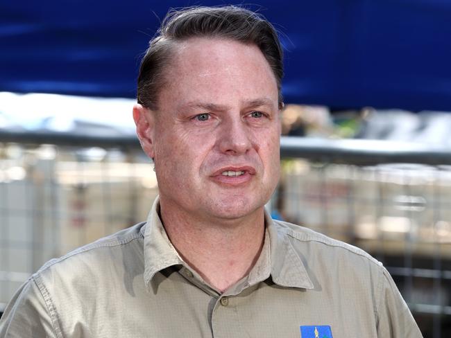 CHANDLER AUSTRALIA  THURSDAY 12TH MARCH 2025 Brisbane Lord Mayor Adrian Schrinner pictured at a makeshift green waste dumping site after Tropical Cyclone Alfred so locals can dump their waste for free Picture David Clark