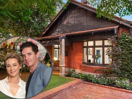 57 Milton St, Elwood with Asher Keddie and Vincent Fantauzzo inset - for Herald Sun realestate