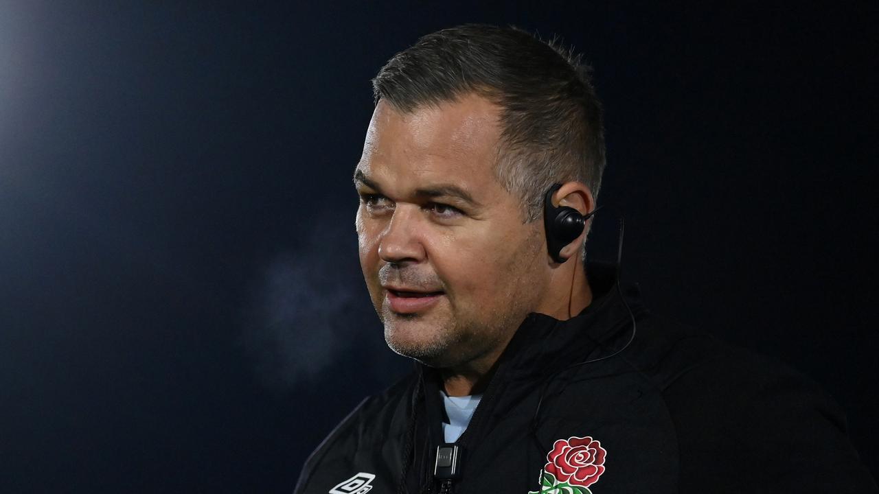 BAGSHOT, ENGLAND - NOVEMBER 16: Anthony Seibold, Defence Coach of England looks on during a training session at Pennyhill Park on November 16, 2021 in Bagshot, England. (Photo by Dan Mullan - RFU/The RFU Collection via Getty Images)