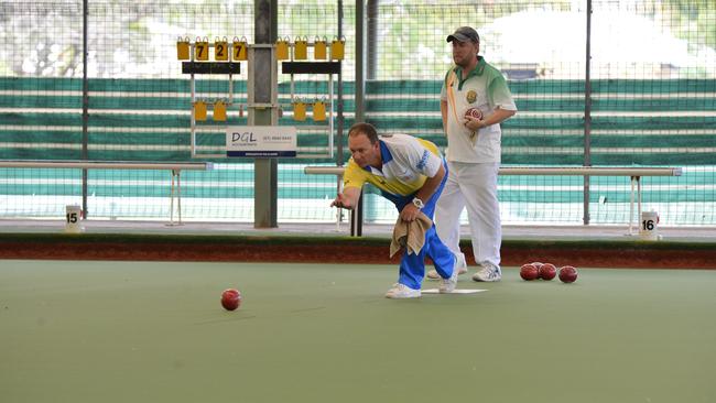 Darren Young of the Northern Beaches Bowls Club bowls in the B Grade Championships at Mackay North Bowls Club. Photo Lee Constable / Daily Mercury