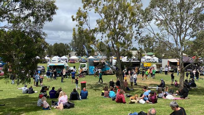 Crowds enjoying the The 5ifth Makers Market