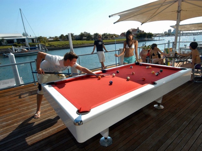 Undated : outdoor pool / billiard table from Billard Shop