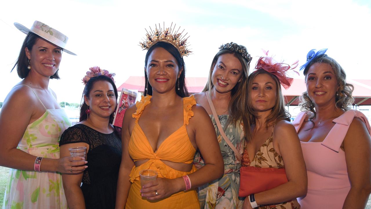 Dustie Tare, Chrys Sackley, Shannon Aranui-Motlop, Briseis More, Anika Dalaney and Lisa Collier at Darwin Ladies Day. Picture: (A)manda Parkinson