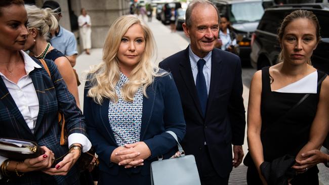 David Boies, representing several of Jeffrey Epstein's alleged victims, centre, arrives with Annie Farmer, right, and Virginia Giuffre in August 2019. Photographer: Mark Kauzlarich/Bloomberg