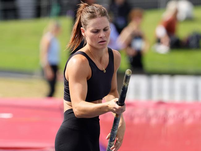 ADELAIDE, AUSTRALIA - APRIL 11: Nina Kennedy of Western Australia during qualifying at the Pole Vault during the 2024 2024 Australian Athletics Championships at SA Athletics Stadium on April 11, 2024 in Adelaide, Australia. (Photo by Sarah Reed/Getty Images)