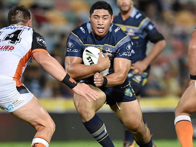 Cowboys v West Tigers. Cowboys Jason Taumalolo