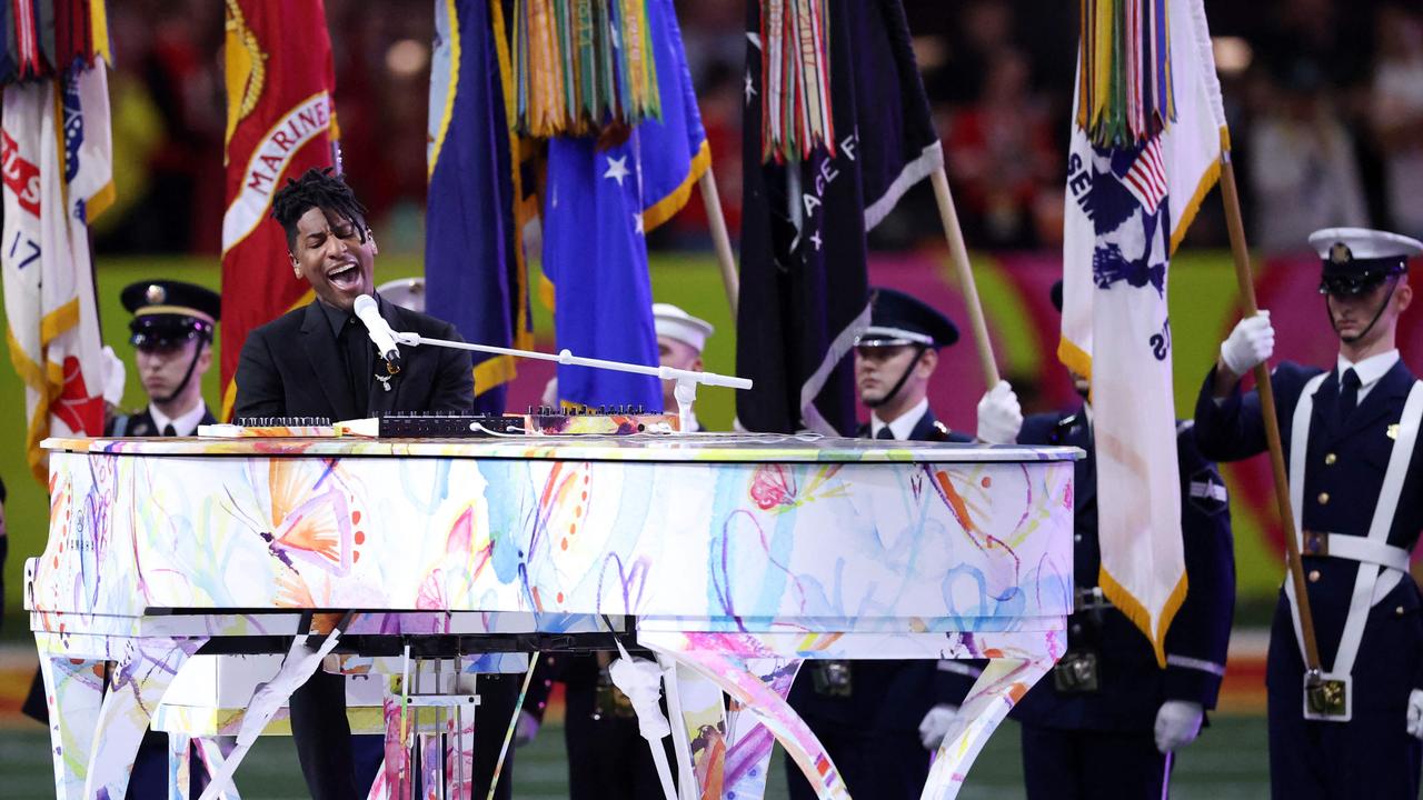 Jon Batiste performs the National Anthem. Photo by Emilee Chinn / GETTY IMAGES.