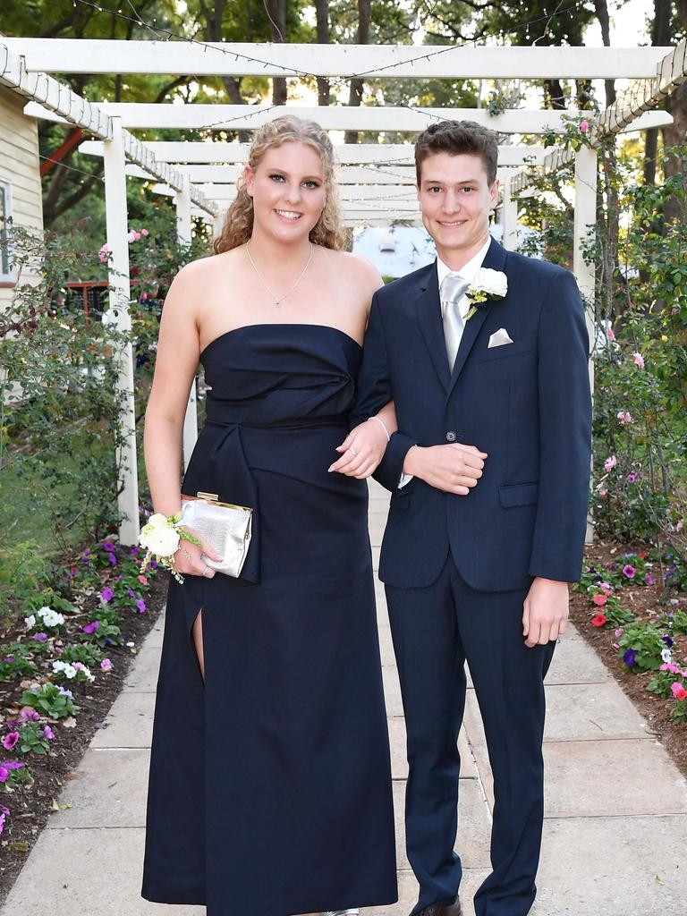 Lucy Giesemann and Lachlan Doran at Glennie School Formal. Picture: Patrick Woods.