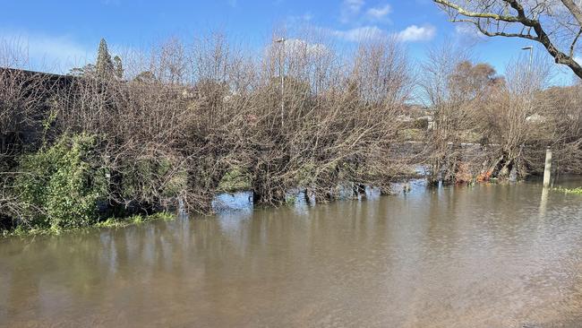 Flooding in the Derwent Valley. Tasmania SES crews during wild weather event across the state on August 31. Picture: Tas SES