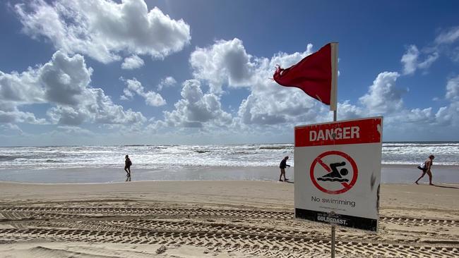 The beach at Kurrawa has been closed.