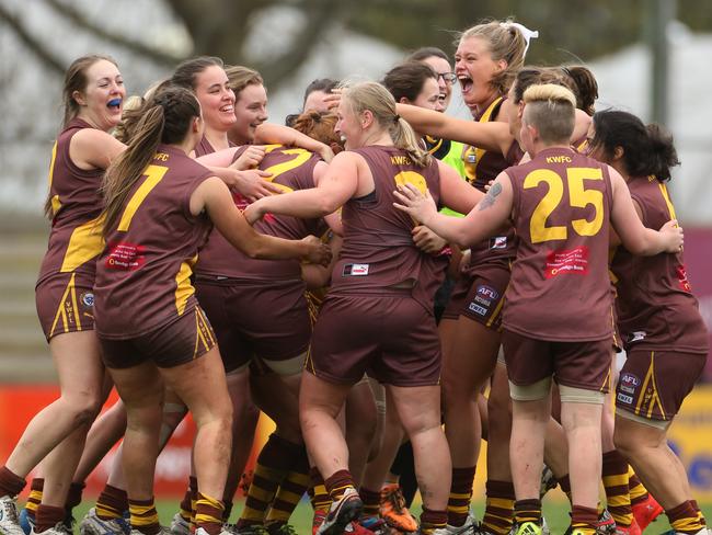 Women's Footy: Kew v Darebin played at Coburg City Oval. Kew celebrate their premiership on the siren. Picture: Stuart Milligan