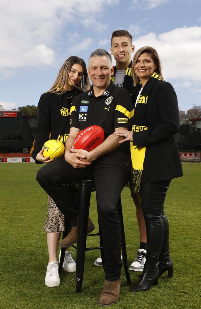 Yze with his children Jasmine and Noah and wife Afijet. Picture: Getty Images