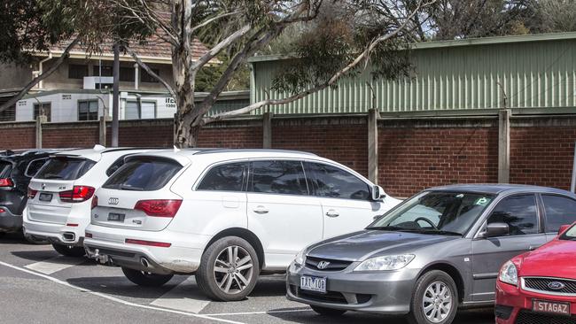 Annual permits to park at Melbourne Zoo will increase.