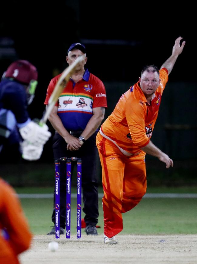 Barrier Reef Big Bash Game 1: Badgers v Hurricanes at Griffiths Park. Badgers' Aaron Lock. Picture: Stewart McLean