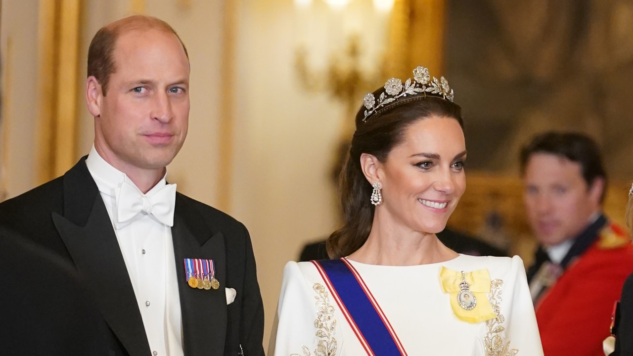 Princess Kate stuns in elegant white gown and rare royal heirloom at ...