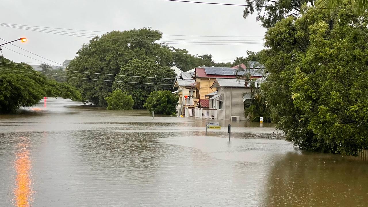 Torwood st Milton flood – Photo: Steve Pohlner