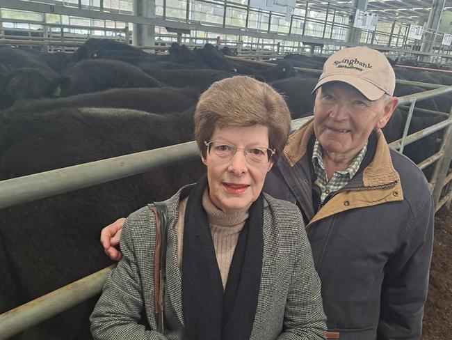 Con and Maree DeGroot, Springbank, sold Angus steers weighing 523kg at just 12-14 months of age, off silage, for $1910 showing how the best cattle were still supported at Yea.