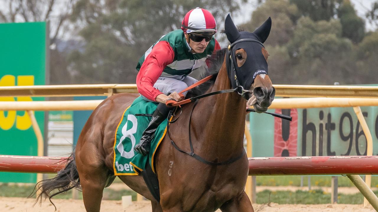 Artful Lodger, ridden by Koby Jennings, dashes away to win on debut at Benalla on December 14. Picture: Jay Town / Racing Photos