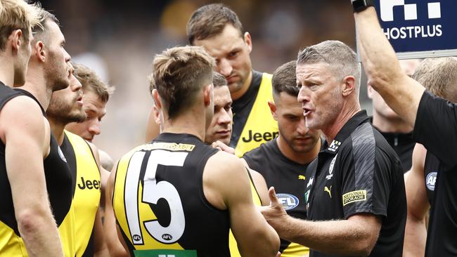 Damien Hardwick talking to his players during the loss to the Swans. Picture: Getty Images