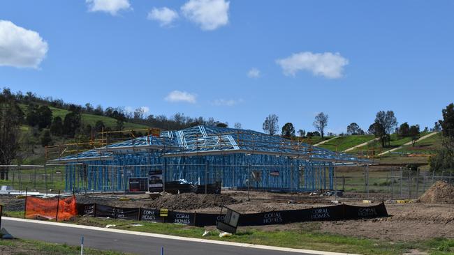 Plainland Meadows estate nears completion. Photo: Hugh Suffell