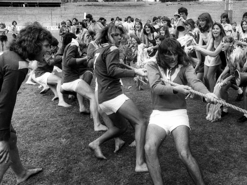 1976 - State secondary athletics at Lang Park.