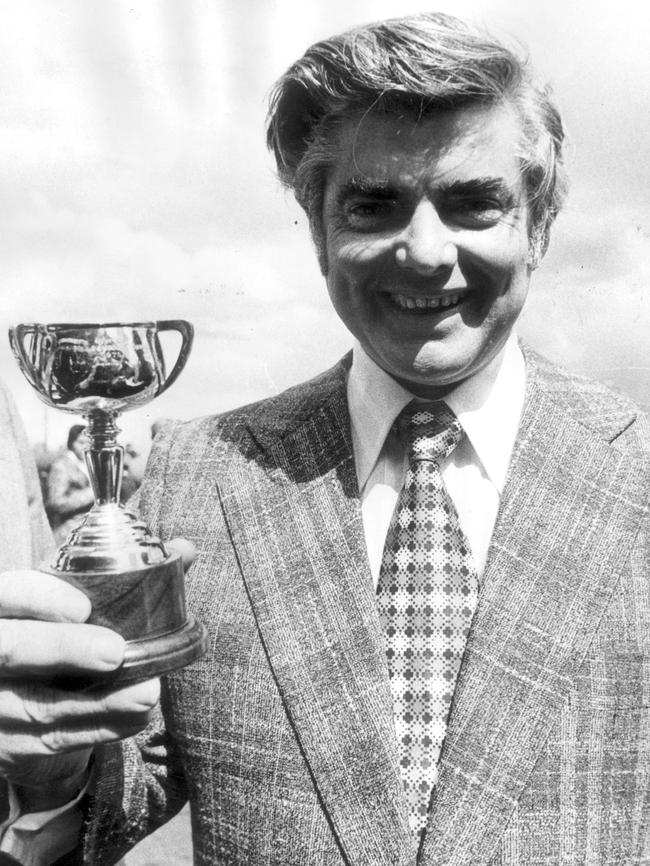 Bart Cummings with the trainer’s trophy for the 1975 Melbourne Cup race won by Think Big.