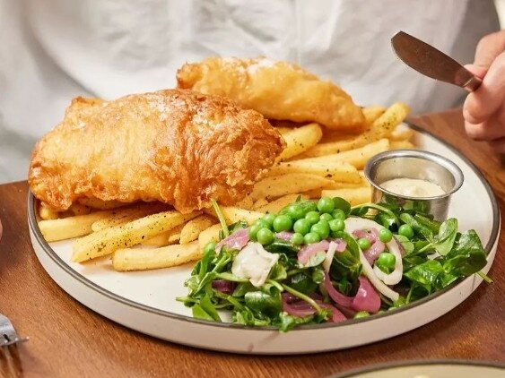 Studley Park Boat House makes the perfect spot for a meal on a sunny day.