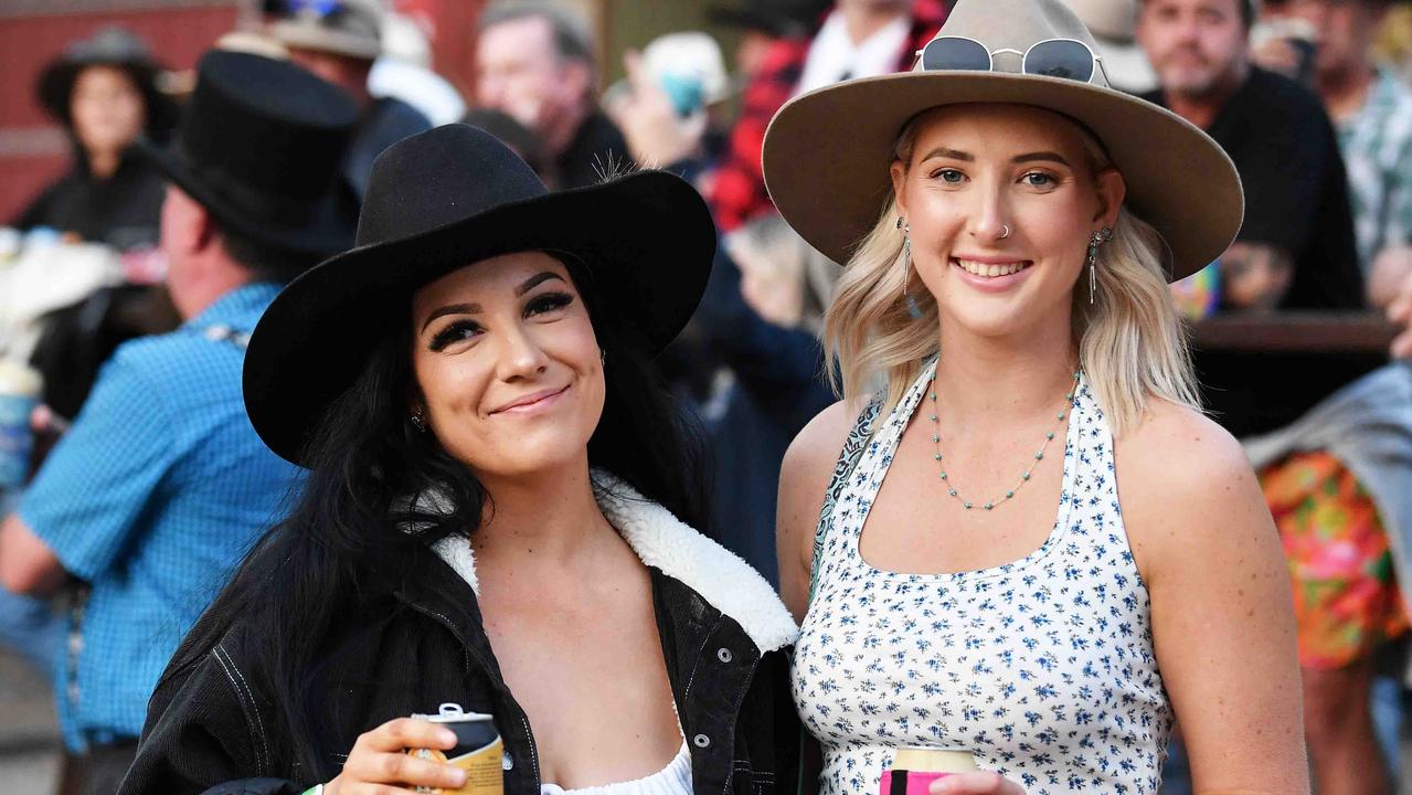 Shakira Sebbef and Jordan Lee at Gympie Music Muster. Picture: Patrick Woods.