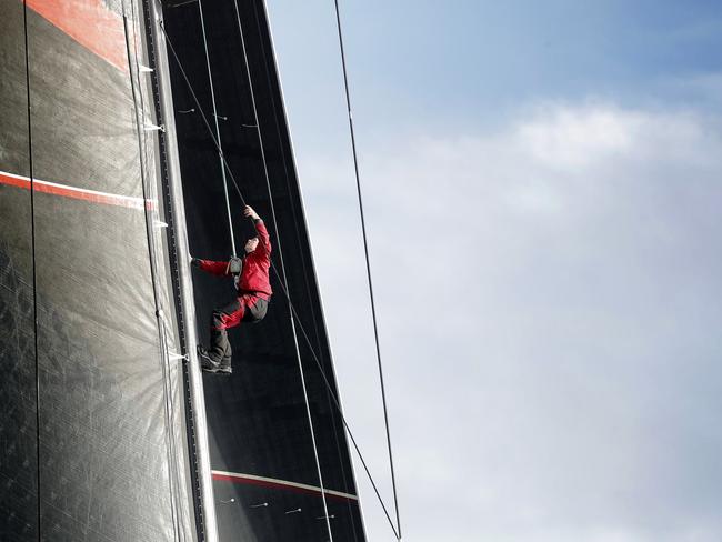 Wild Oats XI skippered by Mark Richards sails up the River Derwent on her way to a 9th line honours victory in the 2018 Sydney to Hobart Yacht Race. The yacht crossed the line in 1d 19hrs 7mins 21secs . Picture: RICHARD JUPE