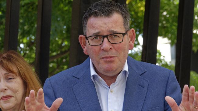 MELBOURNE,AUSTRALIA-NewsWire Photos 4. APRIL, 2023:  PREMIER DAN ANDREWS. The Premier, Daniel Andrews, holds a press conference at Campbell Hall (Residence Hall) - Exhibition Walk, Monash University, Clayton. Photographed with Vice Chancellor Margaret Gardener (left). Picture : NCA NewsWire / Valeriu Campan