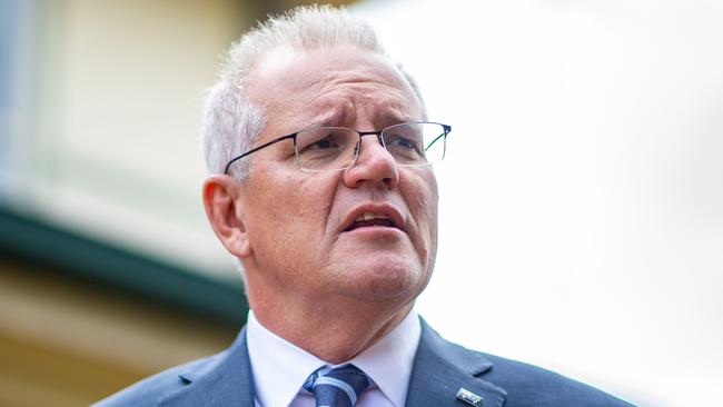 SYDNEY, AUSTRALIA - NewsWire Photos APRIL 01, 2022: Prime Minister Scott Morrison arrives in Jamisontown to meet first home buyers. Picture: NCA NewsWire / Christian Gilles