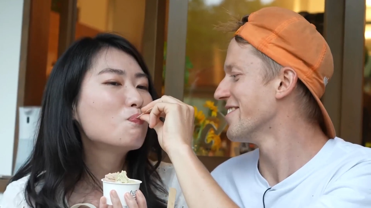 Inside Japan's bizarre 'rent-a-girlfriend' service