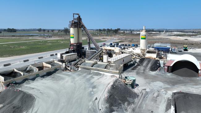 Western Sydney International Airport, completion on the surface construction of WSI’s runway. Photo: Supplied,,