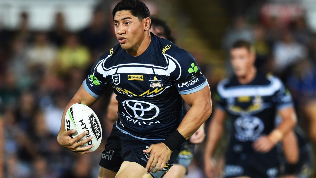 Who in their right mind would get in the way of Jason Taumalolo? Image: Zak Simmonds