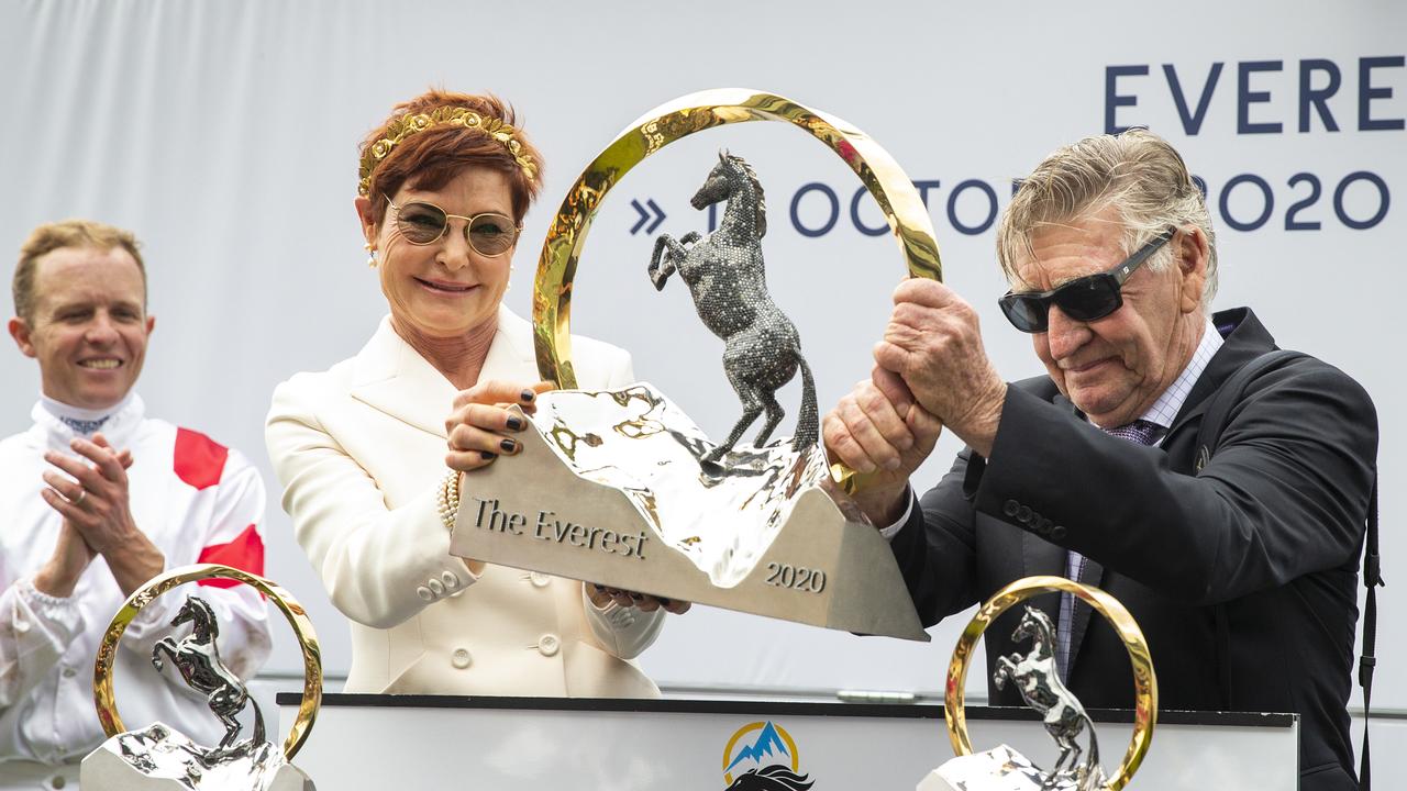 Classique Legend’s owners Carmel Size and Les Bridge after winning the 2020 Everest. Photo by Jenny Evans/Getty Images