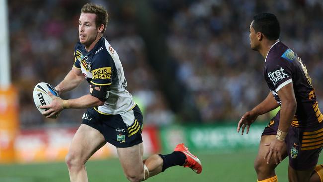 Michael Morgan runs the ball on the way to setting up Kyle Feldt’s last-minute try in the 2015 NRL grand final. Picture. Phil Hillyard