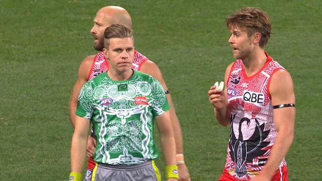 Dane Rampe chats to Nick Foot.