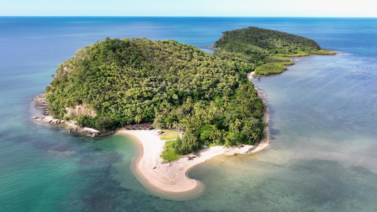 Double Island has been reclaimed by the Queensland government, after it successfully stripped Hong Kong billionaire Benny Wu’s lease. Picture: Brendan Radke